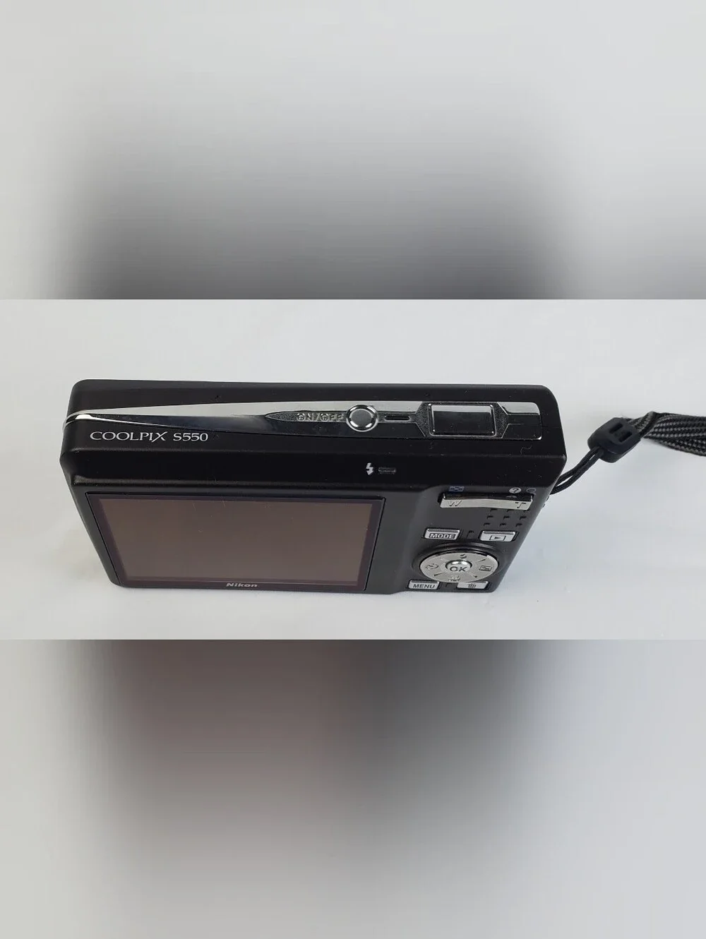 Nikon Coolpix S550 10.0MP Digital Camera Battery Charger Cords Book w/Case WORKS